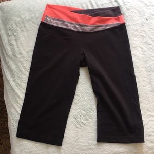 Lululemon cropped pants, size 8